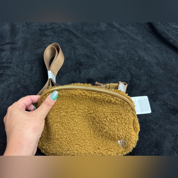 Handbags - Lululemon sling Carmel Brown Sherpa Crossbody Bag